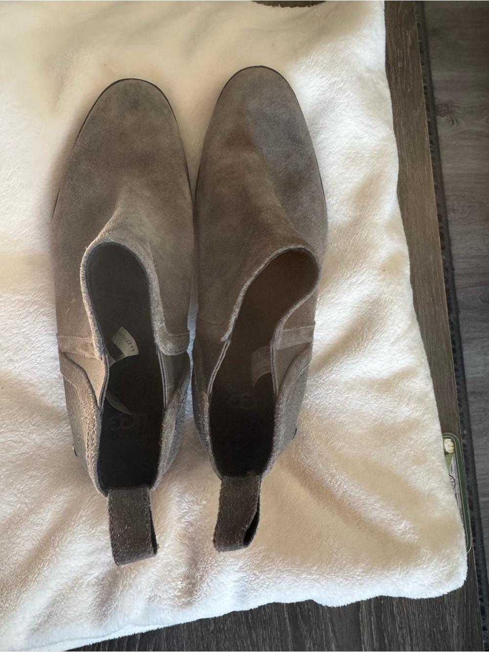 UGG Women's Suede Pull-On Ankle Boots - Gray